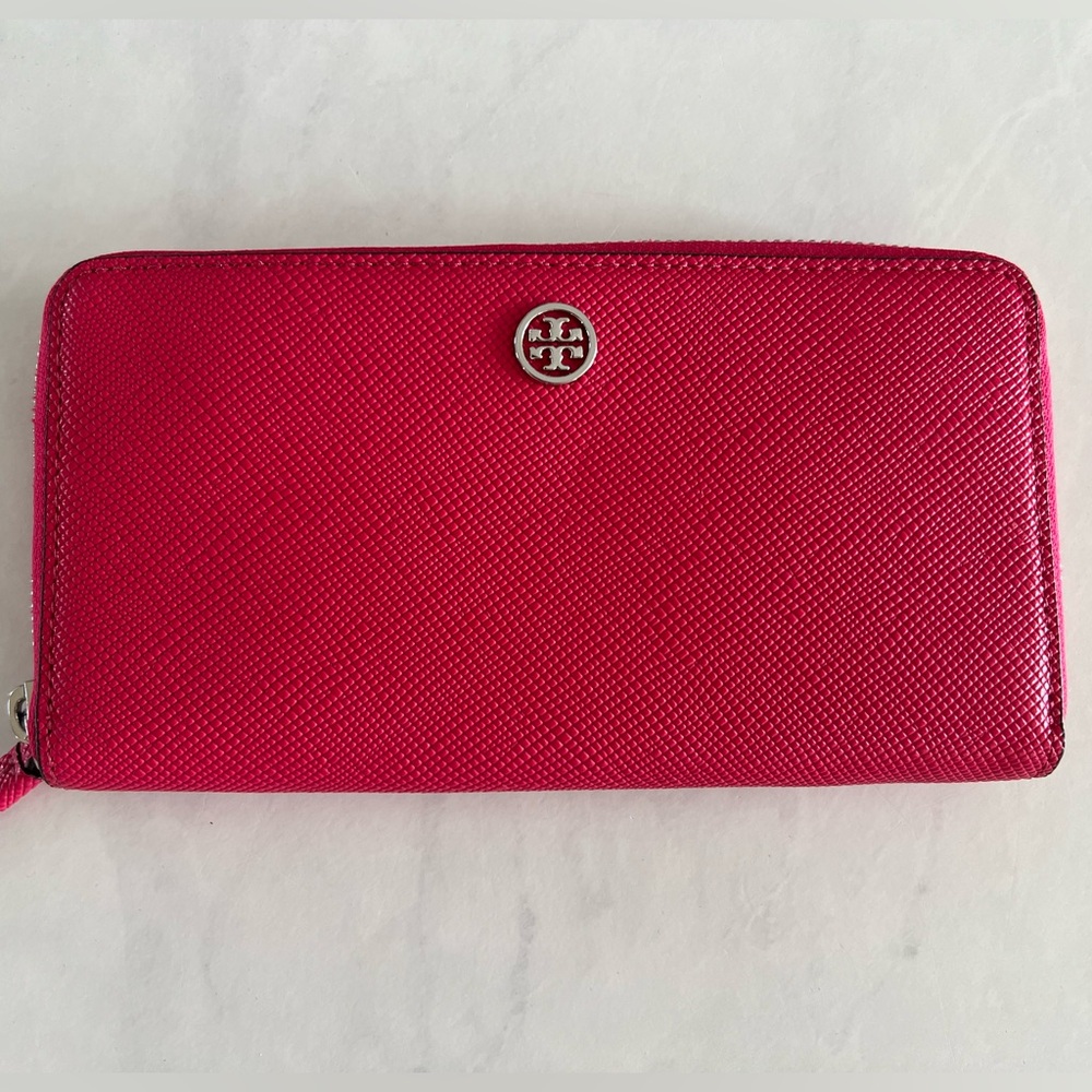 EUC Tory Burch Pink Saffiano Robinson Zip Wallet with Logo - Picture 7 of 7